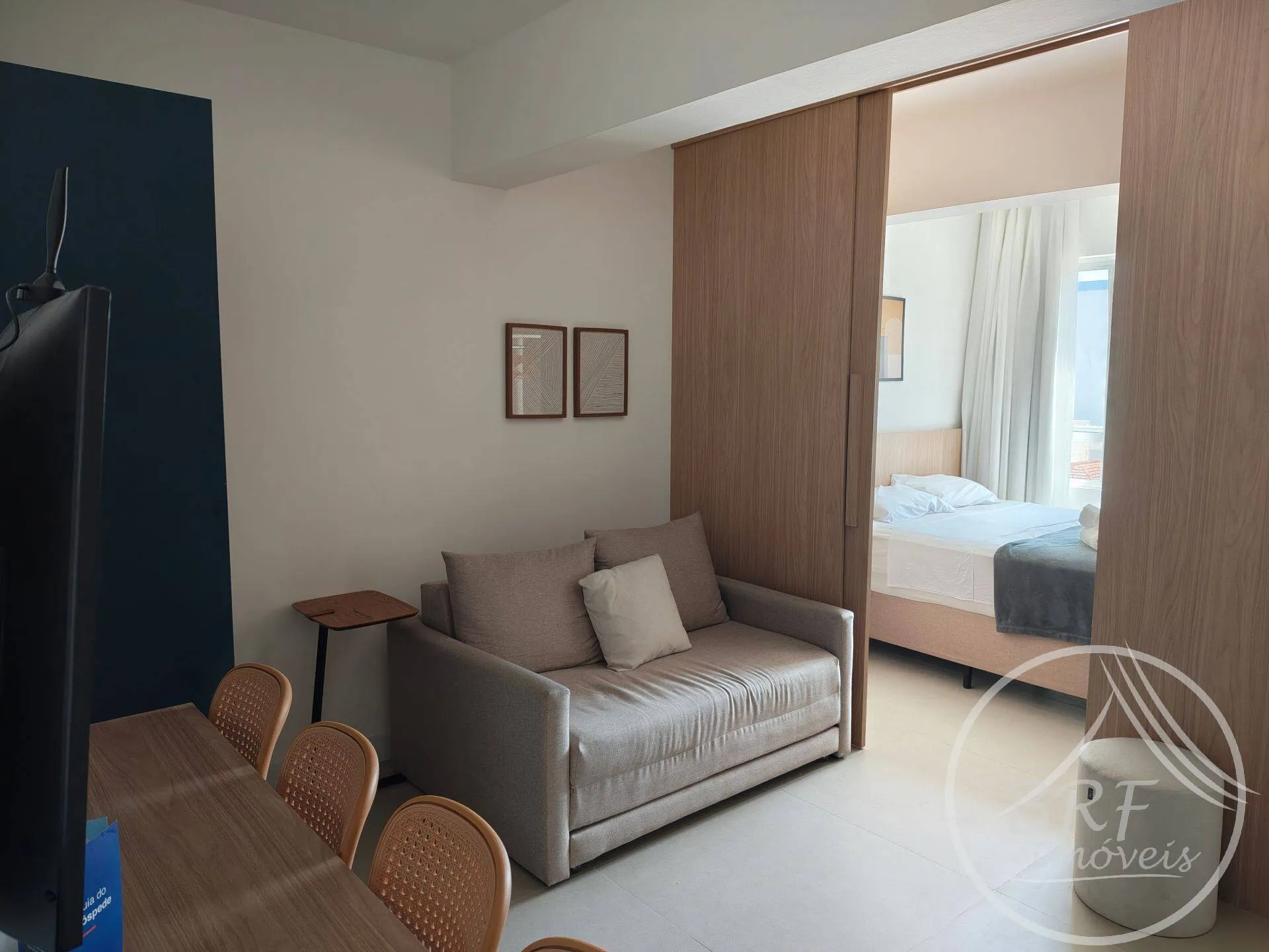 Imagem Apartamento 2 quartos no Centro, sala e cozinha integradas -mobiliado