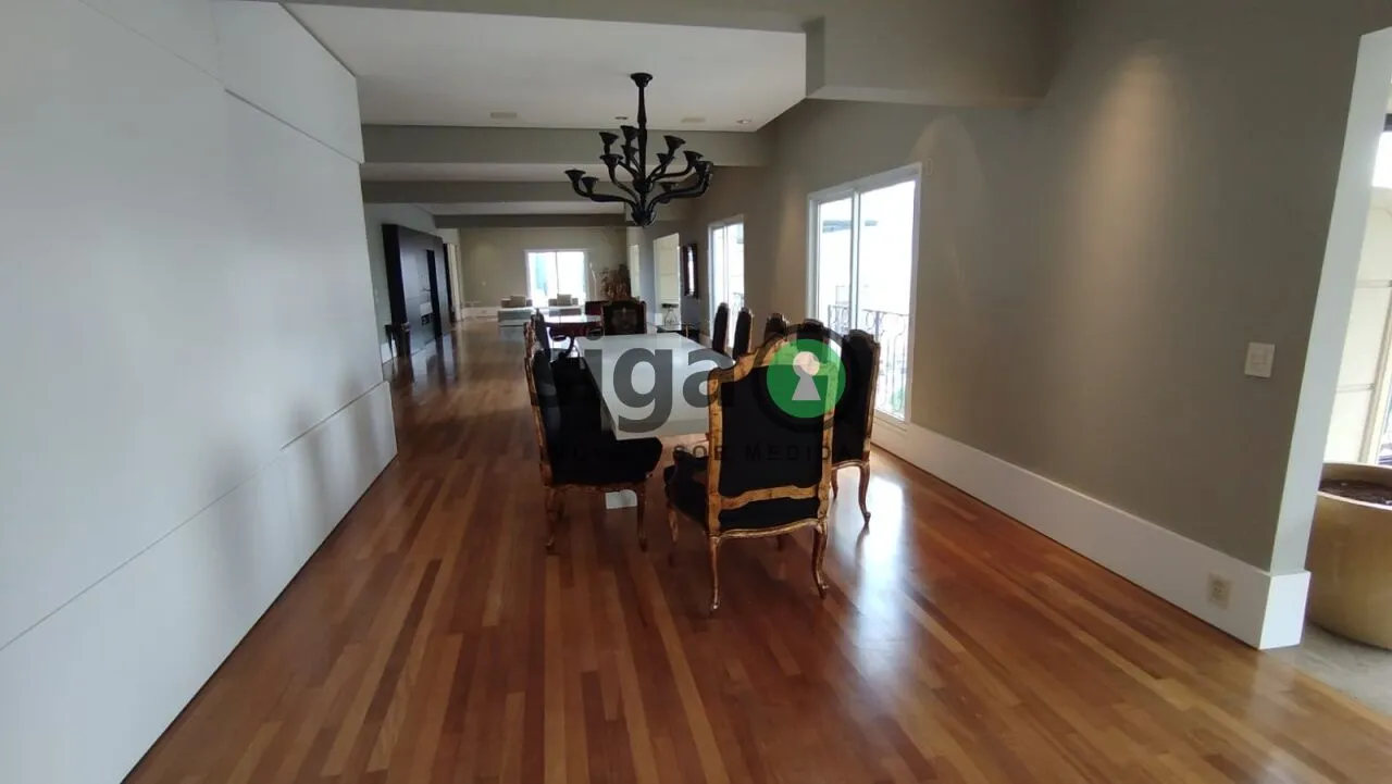 Imagem Apartamento com 5 quartos de Alto Padrão - semi?mobiliada - 8 vagas - Itaim Bibi - São Paulo/SP