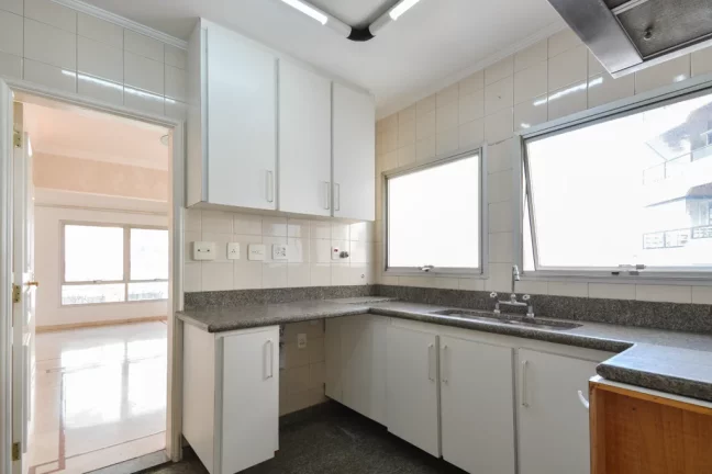 Imagem Apartamento à venda em São Paulo, Paraíso, com 4 quartos, 208m2