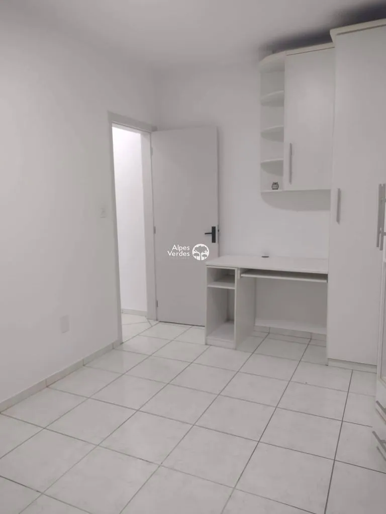 Imagem Vende-se apto no centro de Taquara-2 Quartos- R$340.000,00