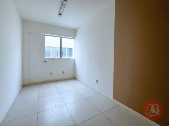 Imagem Sala comercial na rua Felipe Camarão no bairro Rio Branco.