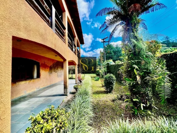 Imagem Casa para Venda em Teresópolis, Albuquerque, 3 dormitórios, 1 suíte, 2 banheiros, 3 vagas