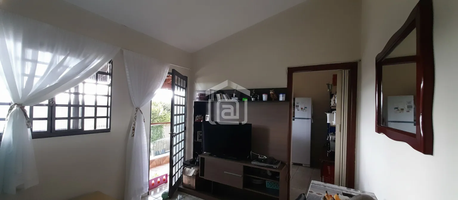 Imagem Chácara 2.000 m² à venda em Morada dos Pássaros, Poços de Caldas