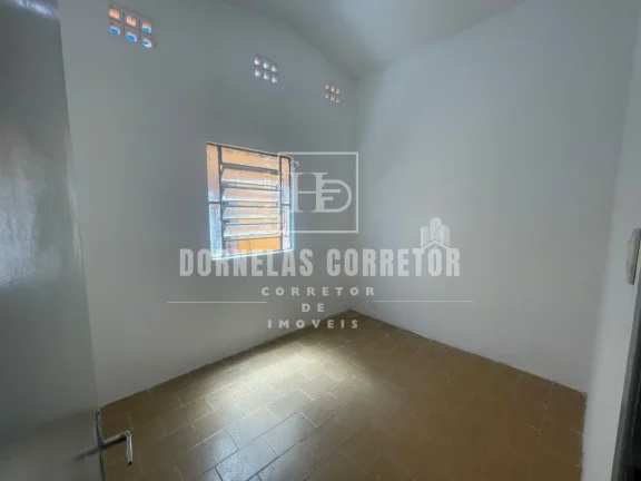 Imagem CASA COM 3 QUARTOS, SALA AMPLA E ACEITA FINANCIAMENTO!