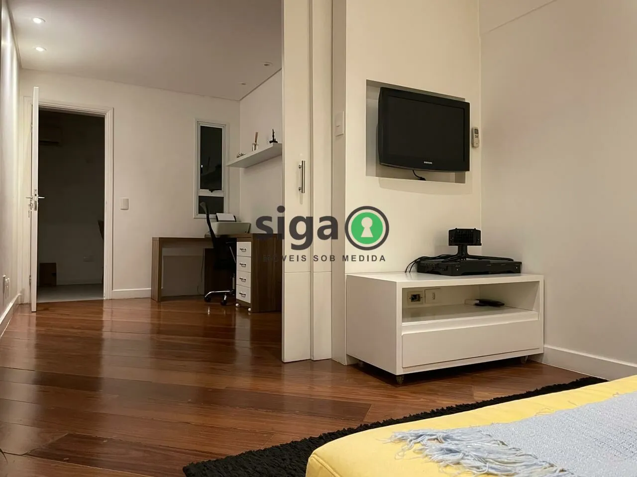 Imagem Apartamento á Venda 160 m², 3 quartos e Mobiliado- Vila Andrade