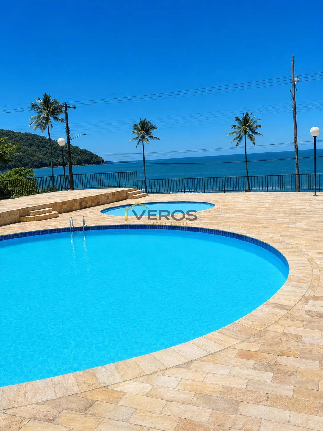 Imagem Apartamento na orla da praia Venda no prédio redondo na Martim de Sá