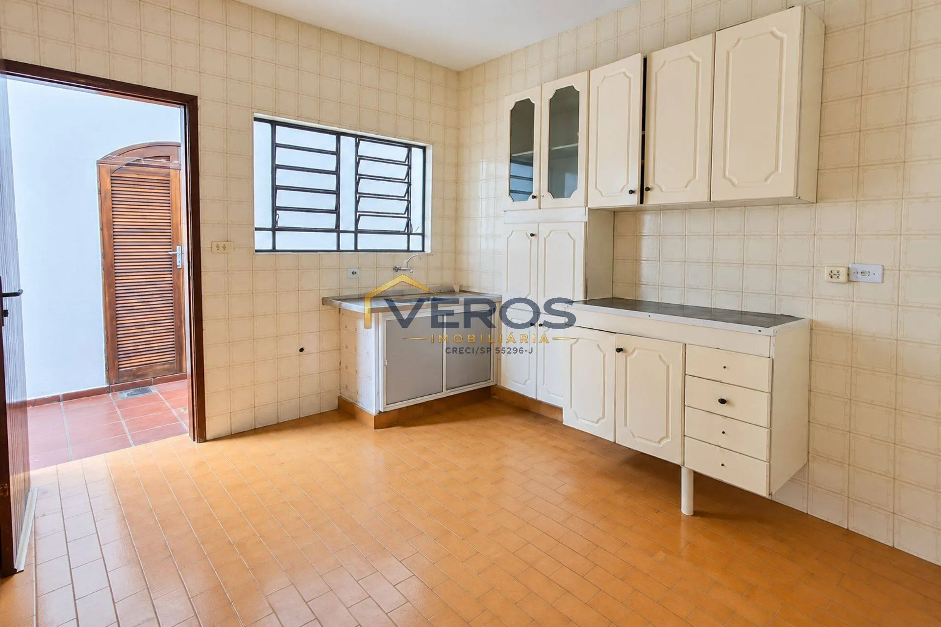 Imagem Casa em condominio 3 quartos venda 600m da praia do Indaiá em Caraguatatuba