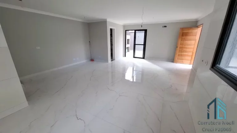 Imagem Sobrado novo a venda, 03 quartos c/suíte, churrasqueira, 03 vagas, em Pinhais - PR