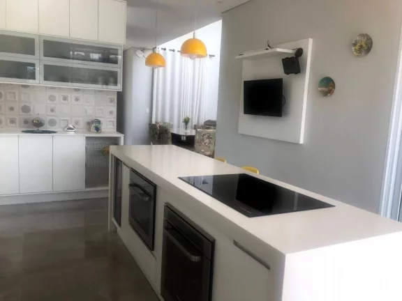 Imagem Linda casa a venda no Condomínio Ninho Verde Eco Residence II - Pardinho/SP.