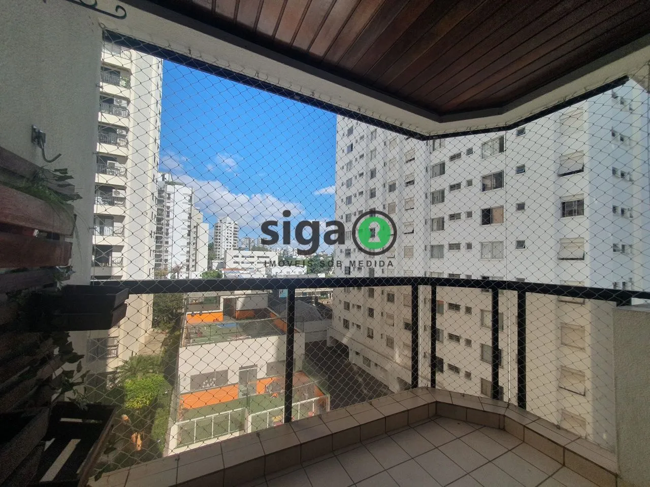Imagem Apartamento 45m², 1 quarto, sala, terraço, SEMI MOBILIADO, 1 vaga - Moema - São Paulo/SP