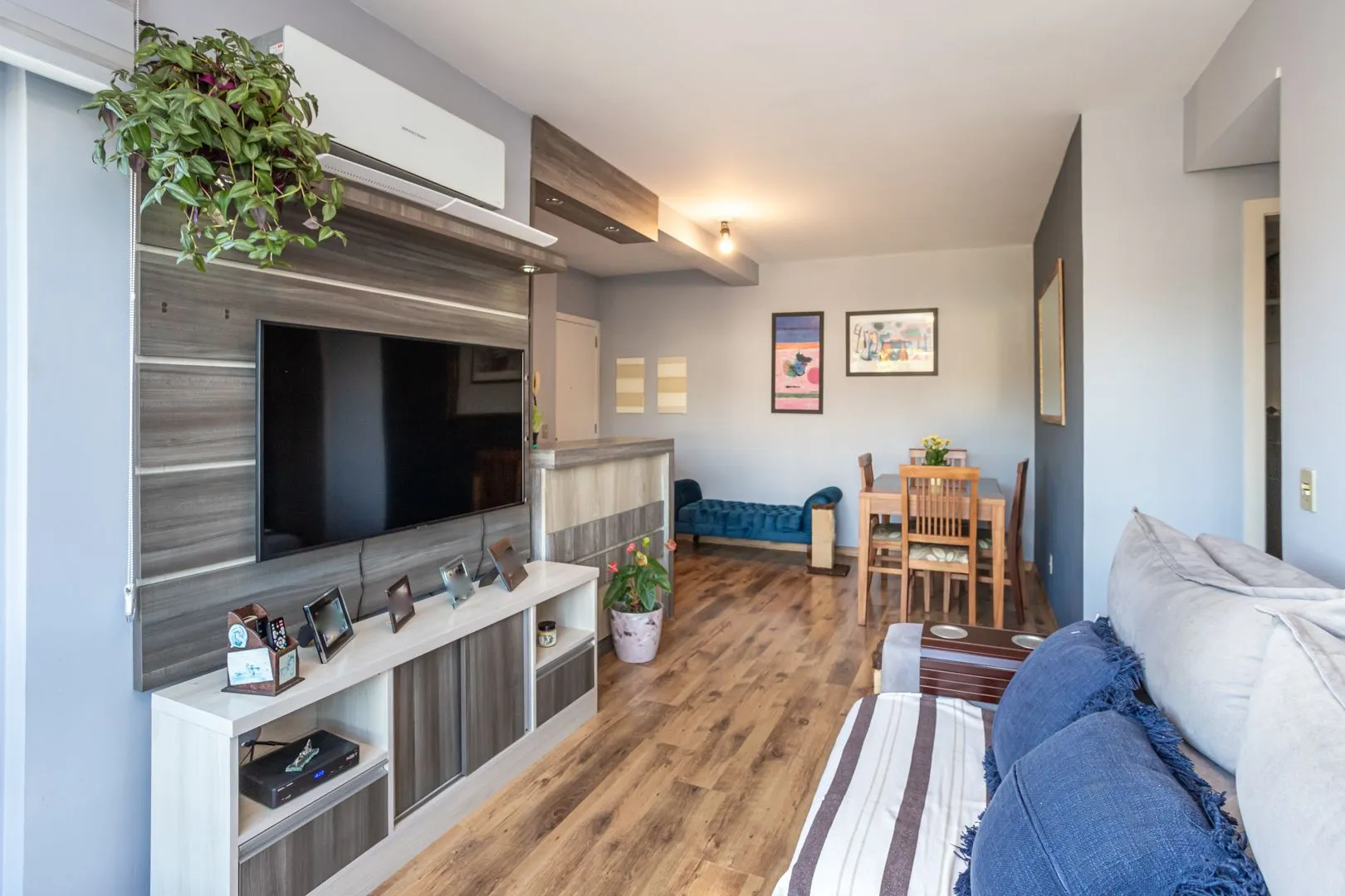 Imagem Apartamento no Cristal de 3 dormitórios , 2 vagas e infra
