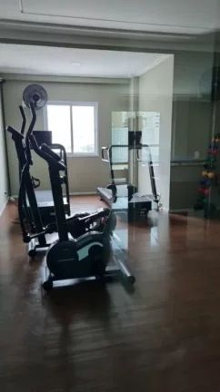 Imagem Este apartamento com 2 Dormitorios, oferece uma área de lazer completa, com piscina para adultos e crianças, garantindo diversão para toda a família, á venda na Imobiliaria Consulte Imoveis.