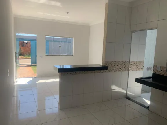 Casa com 2 Quartos à Venda ou Temporada, 50 m² em Jardim Botânico - Goiânia