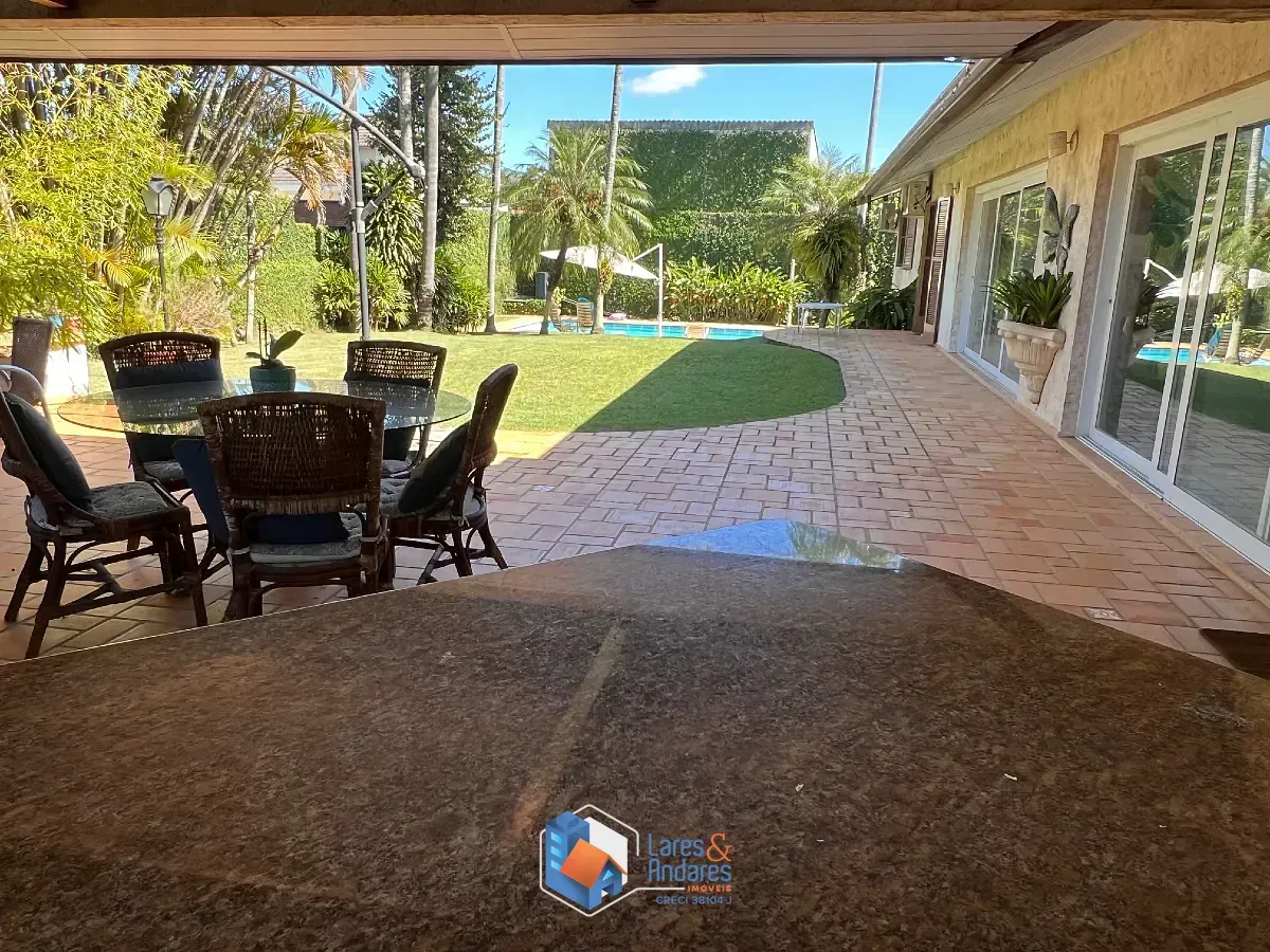 Imagem Casa para venda em Interlagos com 5 quartos, sendo 3 suítes, 370m²