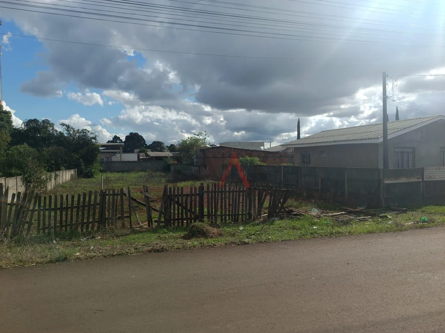 Imagem Amplo Terreno à venda no Alto Cascavel em GUARAPUAVA - PR com 890m