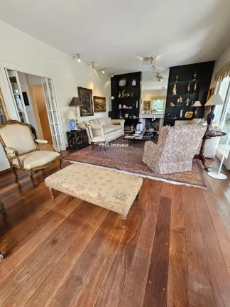 Imagem Casa à venda, na Cidade Jardim com 2 quartos, 2 salas, 5 banheiros, 4 vagas.