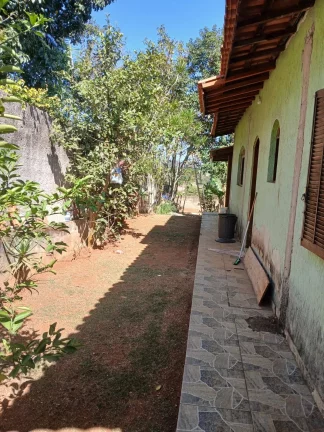Imagem Atibaia Chácara 1000 m2 at e 300 m² ac ótimo preço!