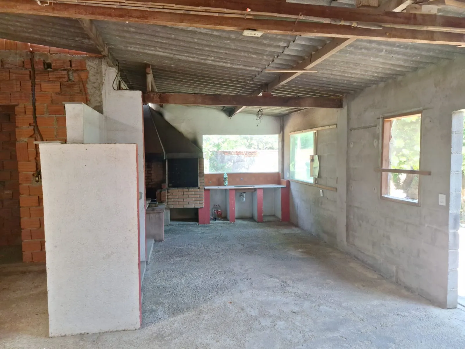 Imagem Casa à Venda no Jardim Novo Eldorado | 300 m² de Terreno | 2 Quartos e Galpão