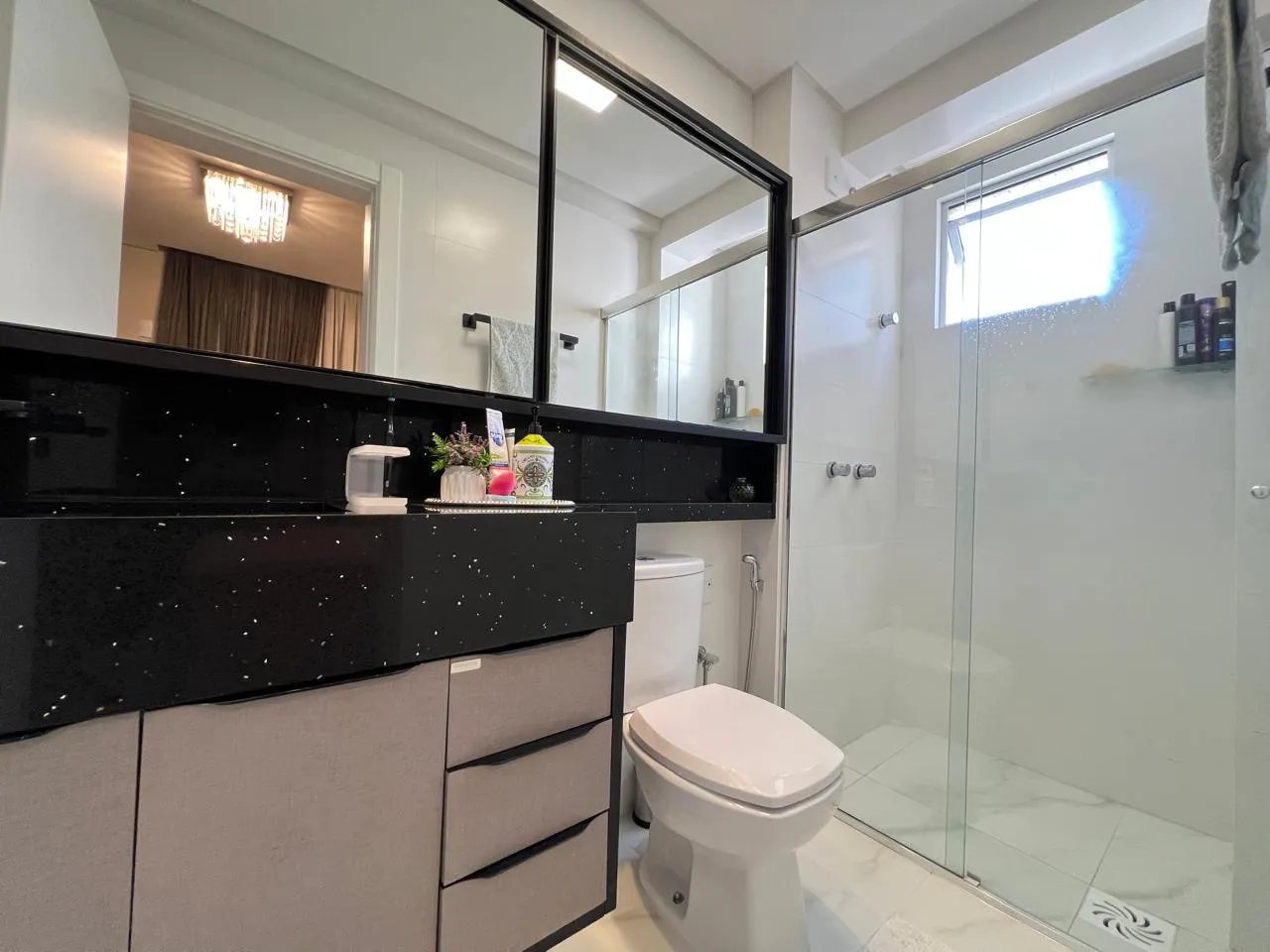 Imagem Apartamento à venda com 123m2 por R$ 1.798.000,00