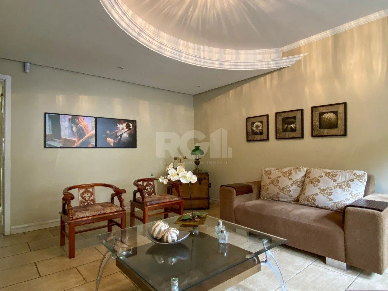 Imagem Casa para Venda - 350m², 2 dormitórios, sendo 2 suites, 2 vagas - Centro Histórico