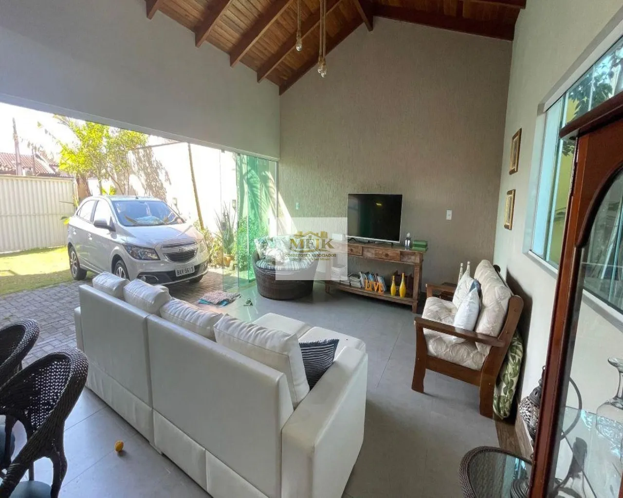 Imagem Casa com 3 quartos e 261 m² à venda em Piçarras