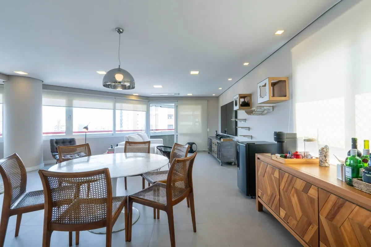 Imagem Apartamento para venda em Vila Andrade com 4 quartos, sendo 4 suítes, 210m2