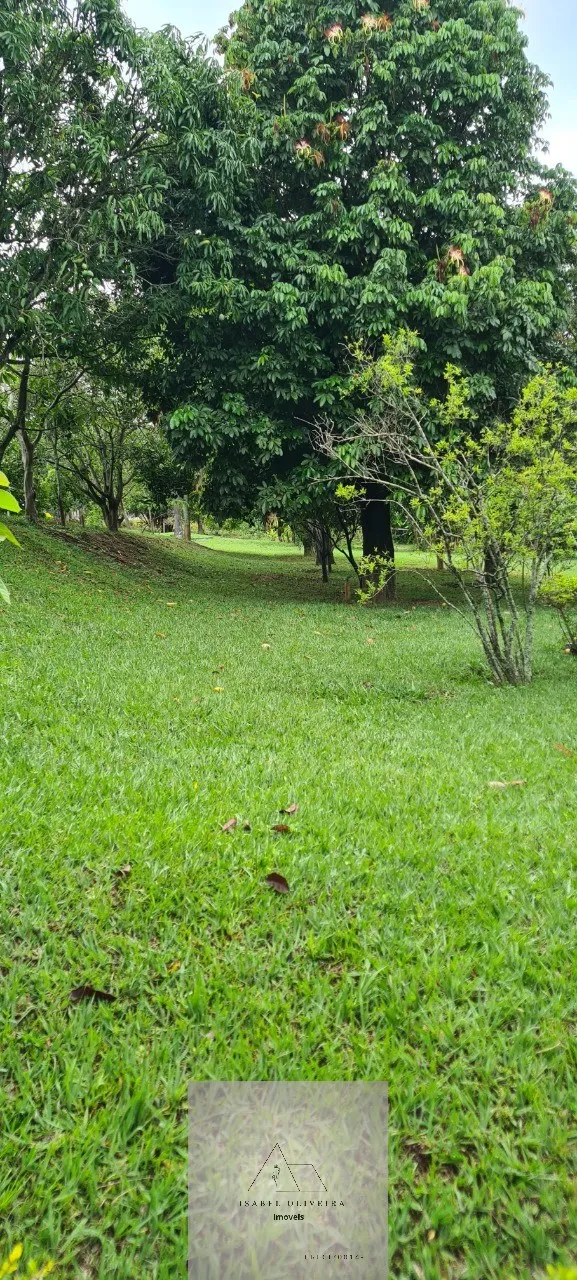 Imagem Imperdível! Chácara à venda em Porto Feliz-SP, Avecuia: 3 quartos, 1 suíte, 2 salas, 300m² de área. Venha conferir!