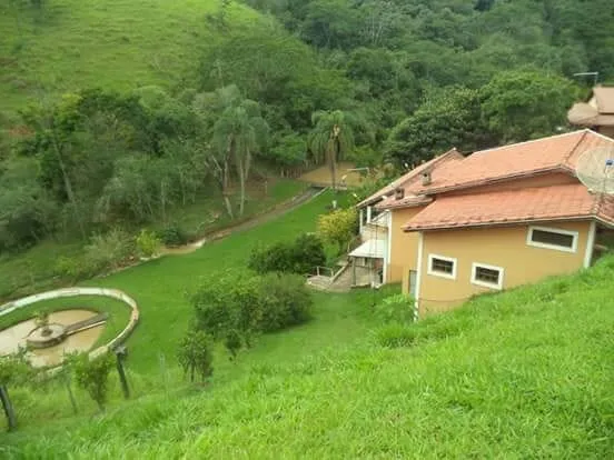 Imagem Chácara à venda 3 Quartos, 1 Suite, Zona Rural, Guaratinguetá - SP