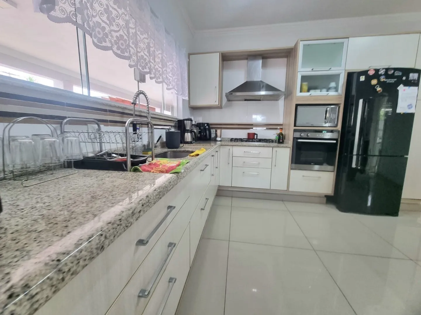 Imagem Casa Térrea de Esquina - Sofisticação, Conforto e Sustentabilidade