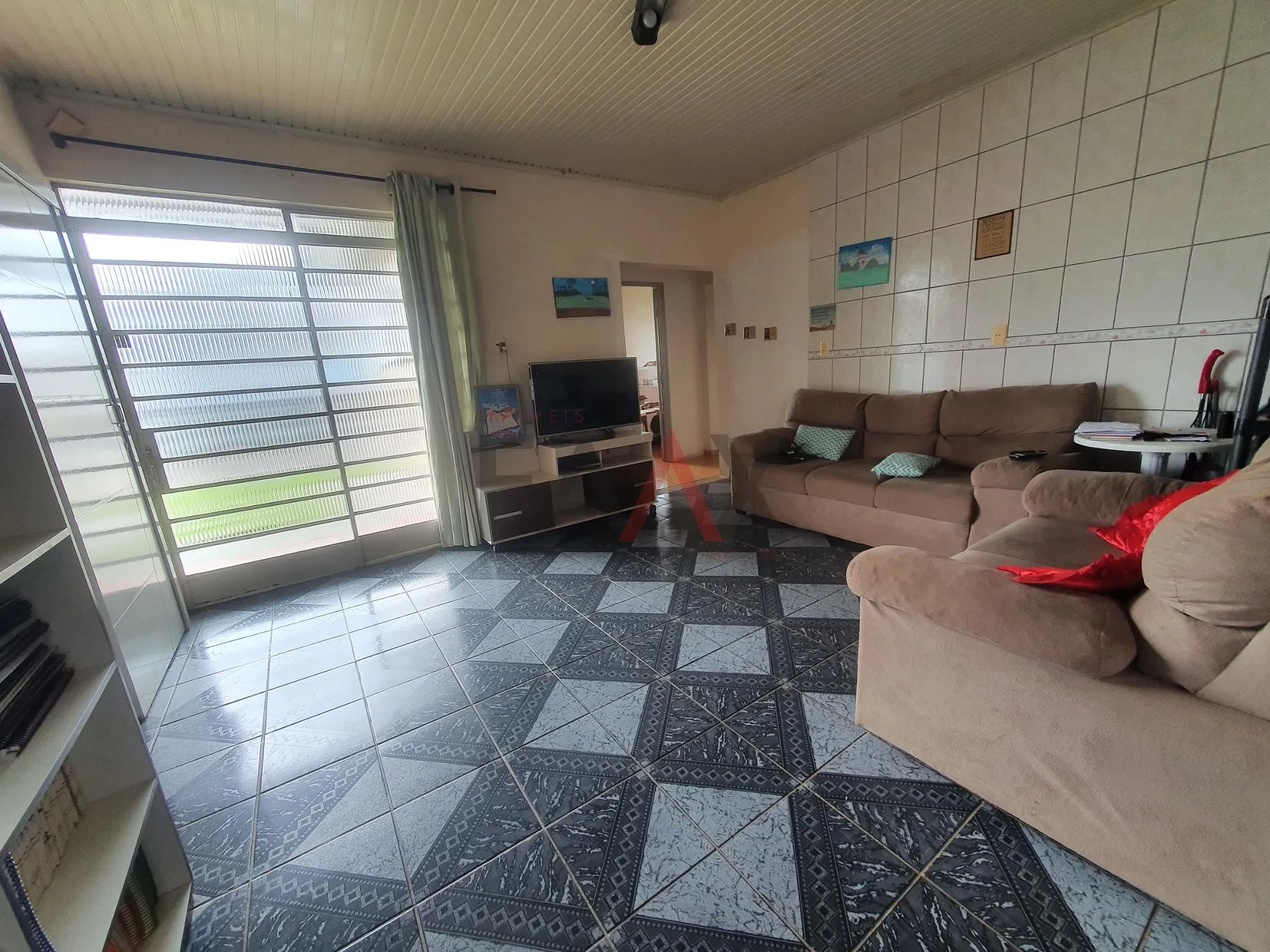 Imagem casa a venda próximo ao GRESGA no centro em Guarapuava - PR