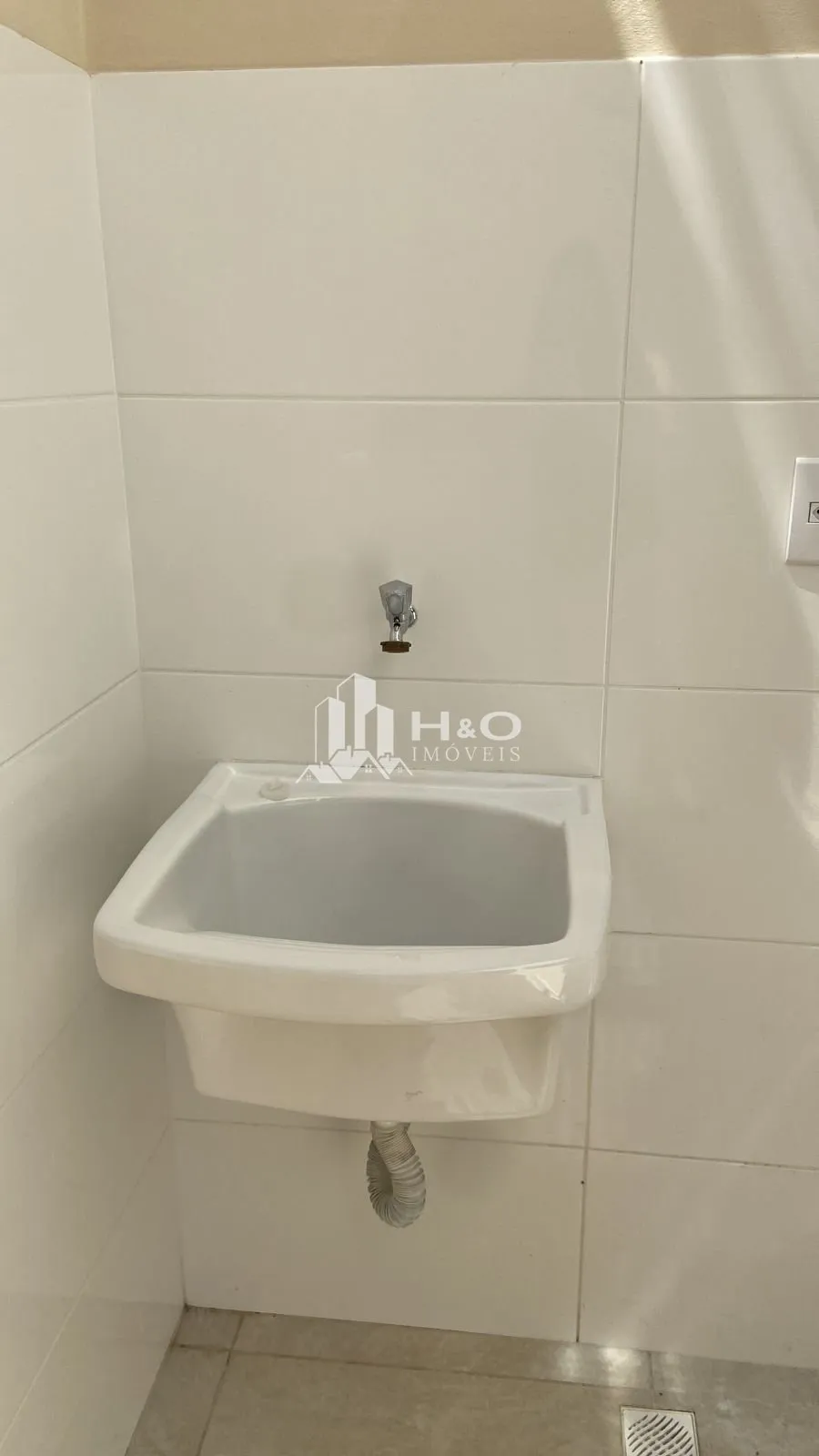 Imagem Sobrado à venda em Itaquera com excelente distribuição dos ambientes e ótimo padrão de conforto para toda a família.