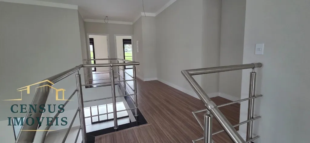 Foto do imóvel: Casa à venda no condomínio Reserva dos Vinhedos em Louveira-SP: com 3 suítes, 2 salas, 5 banheiros, 4 vagas, 270m² de área em Condomínio Reserva dos Vinhedos