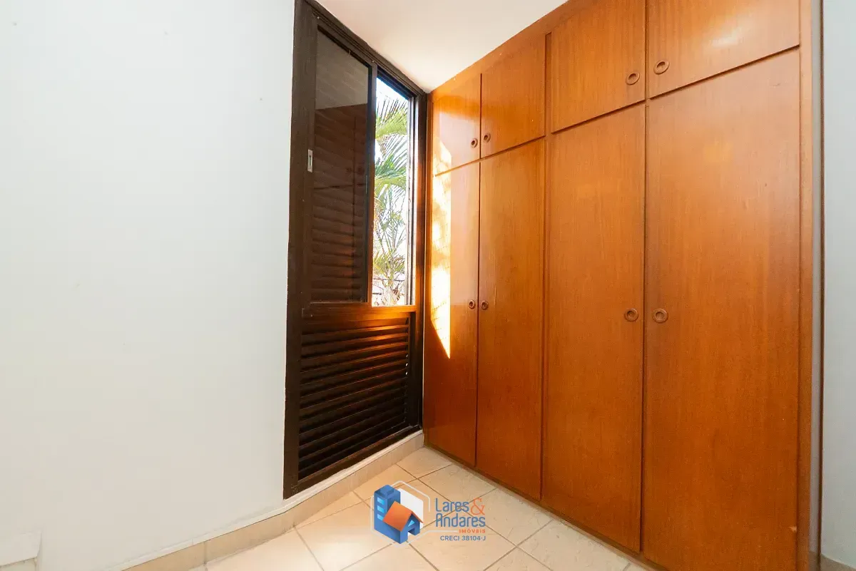 Imagem Casa para venda e locação em Cambuci com 4 quartos, sendo 1 suíte, 115m²