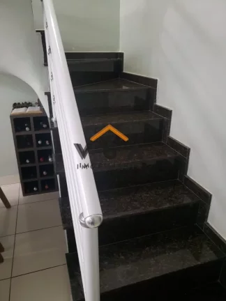 Imagem Sobrado para Venda em São Paulo, Cidade Patriarca, 3 dormitórios, 3 suítes, 1 banheiro, 2 vagas