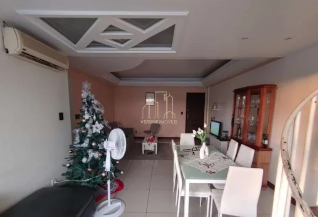 Imagem Cobertura de Luxo à Venda em Salvador-BA: 4 Quartos, 2 Suítes, 2 Salas, 6 Banheiros, 2 Vagas de Garagem, 240m² - Itaigara