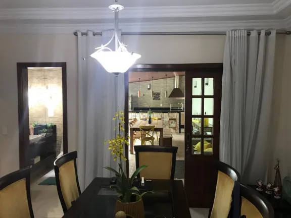 Imagem Sobrado com 3 Quartos à Venda, 256 m² em Dos Casa - São Bernardo Do Campo