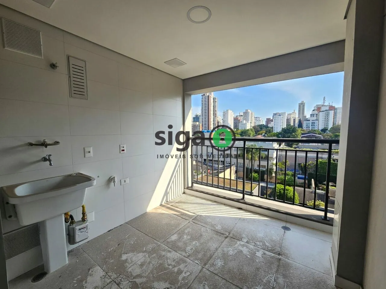Imagem Apartamento à venda no Campo Belo, 130m², 3 suítes, varanda gourmet, 2 vagas