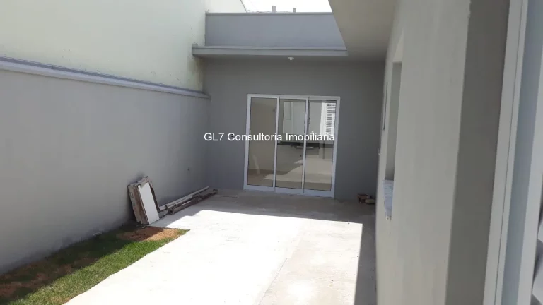Imagem Casa a Venda 3 Dormitórios sendo 1 suíte Jardim Veneza Indaiatuba SP.