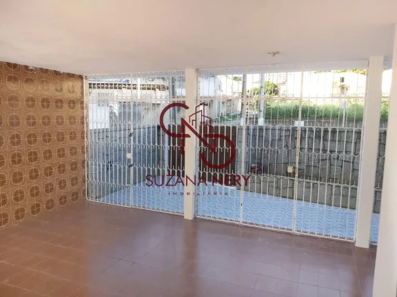 Imagem CASA COM 3 QUARTOS EM BARRO VERMELHO - NATAL