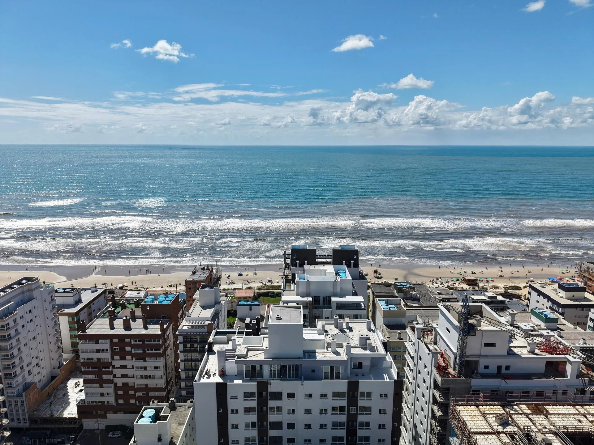 Imagem Apartamento à venda em Capão da Canoa, Zona Nova, com 1 quarto, 52,2m2