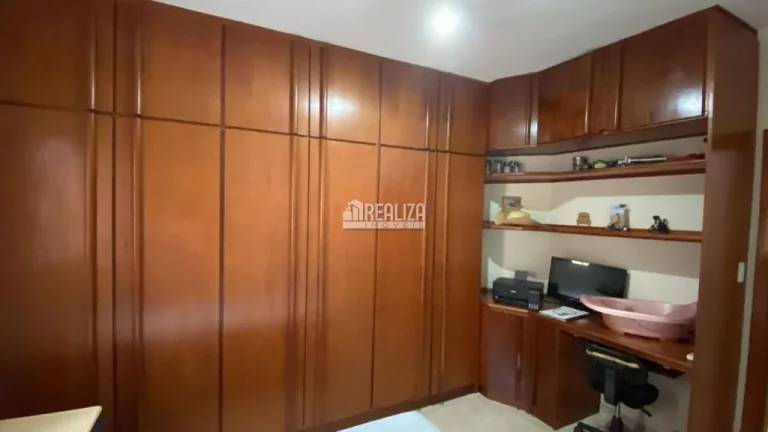Imagem Casa com 4 dormitórios e Varanda Gourmet no bairro Jardim São Bento