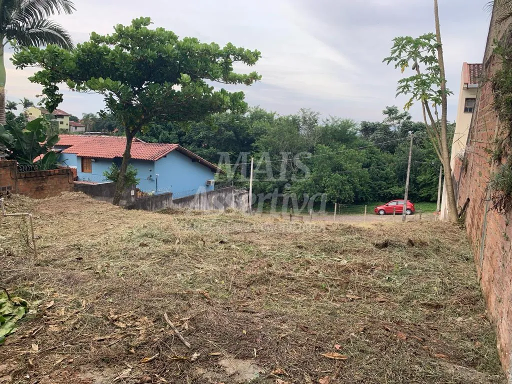 Imagem Amplo terreno com 476,25 m² para venda em São Leopoldo