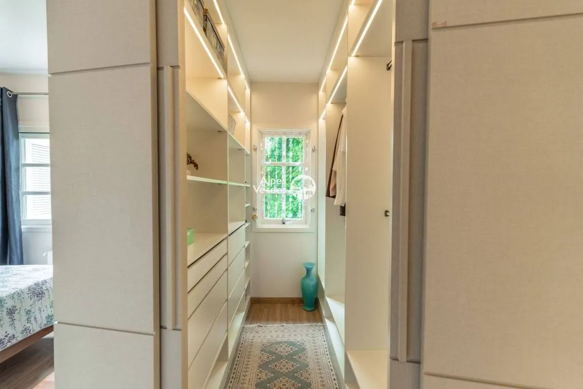 Imagem Vende-se Apartamento em Gramado, Bairro Bavária, com 3 quartos