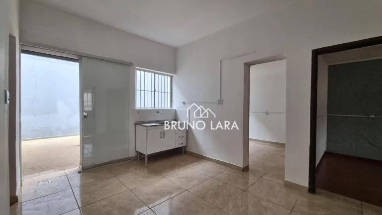 Imagem Casa disponível para locação no Centro – Igarapé/MG.