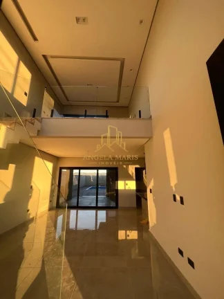 Imagem Casa Sobrado, 3 dormitórios ( 1 suíte), 4 vagas, Santa Mônica, Caçapava.