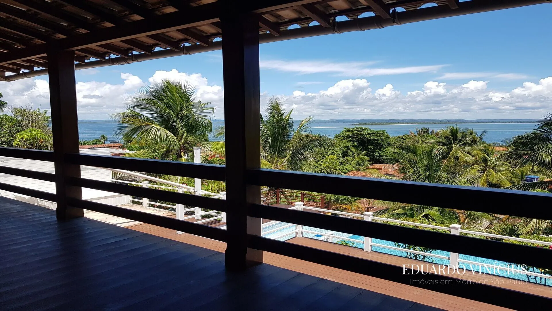 Imagem Casa de Alto Padrão com 5 suítes e Vista Mar à venda na Gamboa