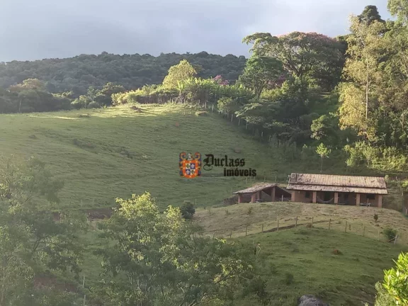 Foto do imóvel Sítio com 3 dormitórios à venda, 41000 m² por R$ 1.380.000,00 - Joanópolis - Joanópolis/SP