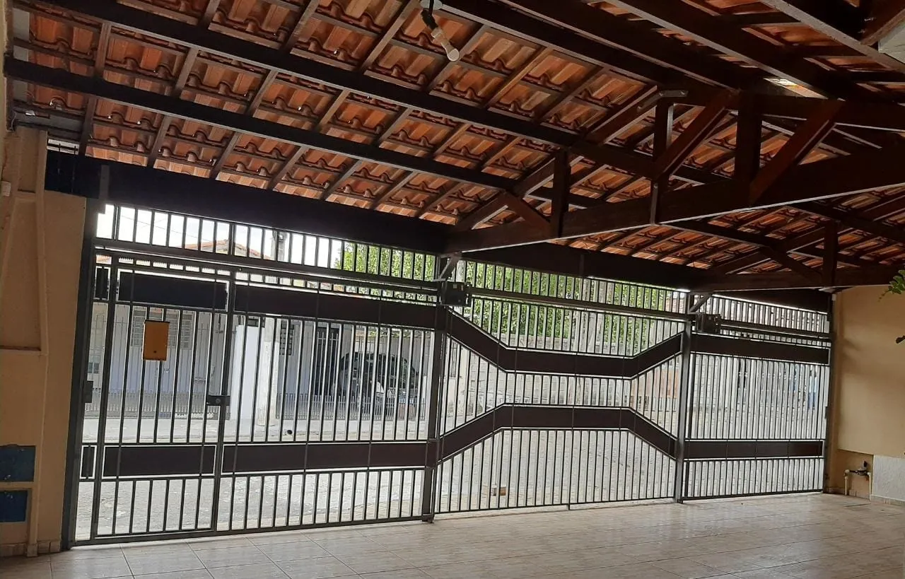 Imagem Casa à venda 4 Quartos, 1 Suite, 3 Vagas, 171M², Santana, Pindamonhangaba - SP