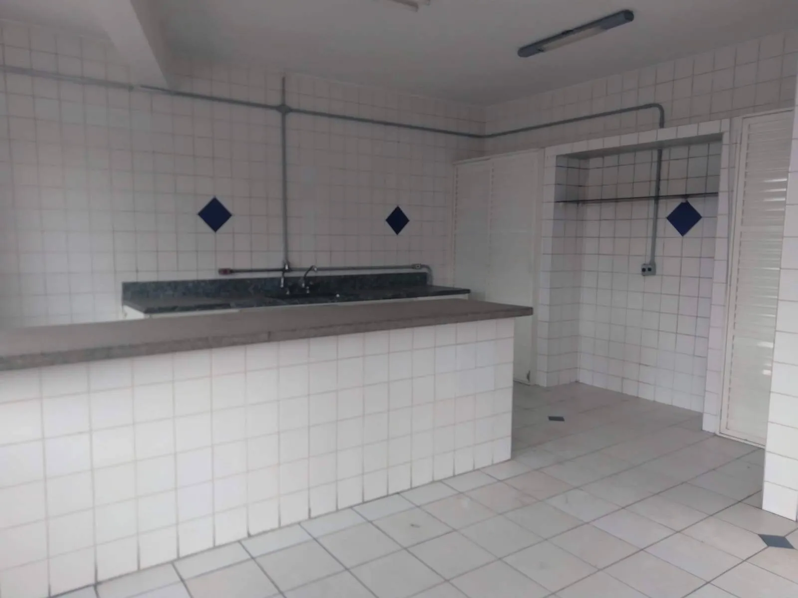 Imagem Galpão Comercial de Alto Padrão Próximo à Estação de Trem e Rodovias em Barueri
