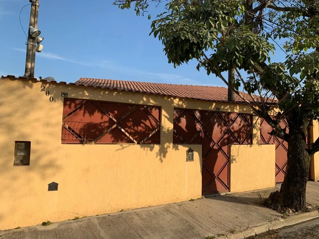 Casa à venda no Jardim Áurea em Salto de Pirapora em Jardim Áurea, SALTO DE PIRAPORA - SP